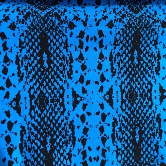 NWT- Coco Reef- blue snakeskin high waisted reversible bikini bottom- Size Med - Picture 2 of 13